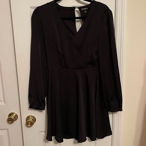 Black long sleeve dress